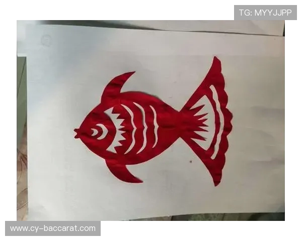 《趣味剪纸手指游戏带你探索创意世界幼儿园必备互动课堂》